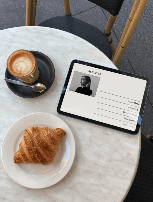 iPad Cafe 01 Mockup - Mock Exchange